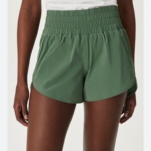 Outdoor Voices Lightspeed 3" Running Shorts Green, Size M